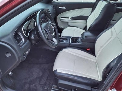 2017 Dodge Charger SXT Plus